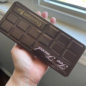 Too faced chocolate bar eyeshadow palette